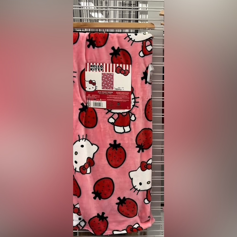HELLO KITTY BLANKET!! 
Pink Strawberry